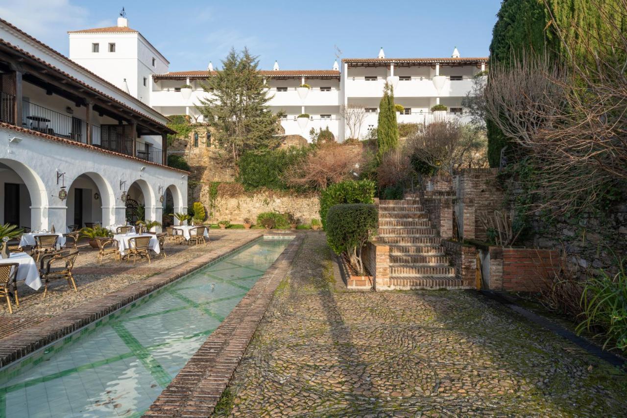 Parador De Guadalupe Guadalupe  Dış mekan fotoğraf