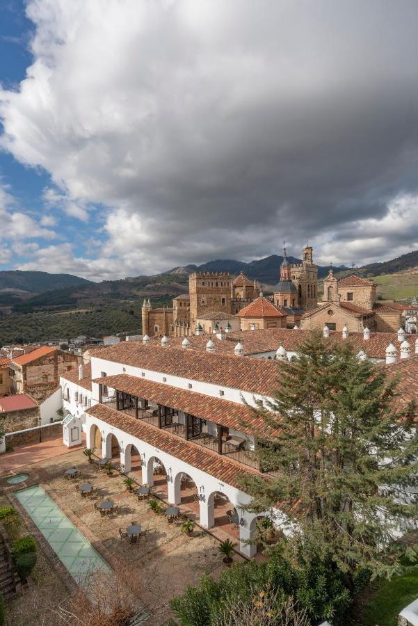 Parador De Guadalupe Guadalupe  Dış mekan fotoğraf
