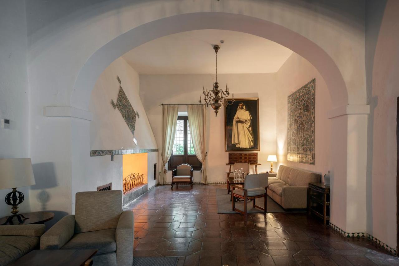 Parador De Guadalupe Guadalupe  Dış mekan fotoğraf