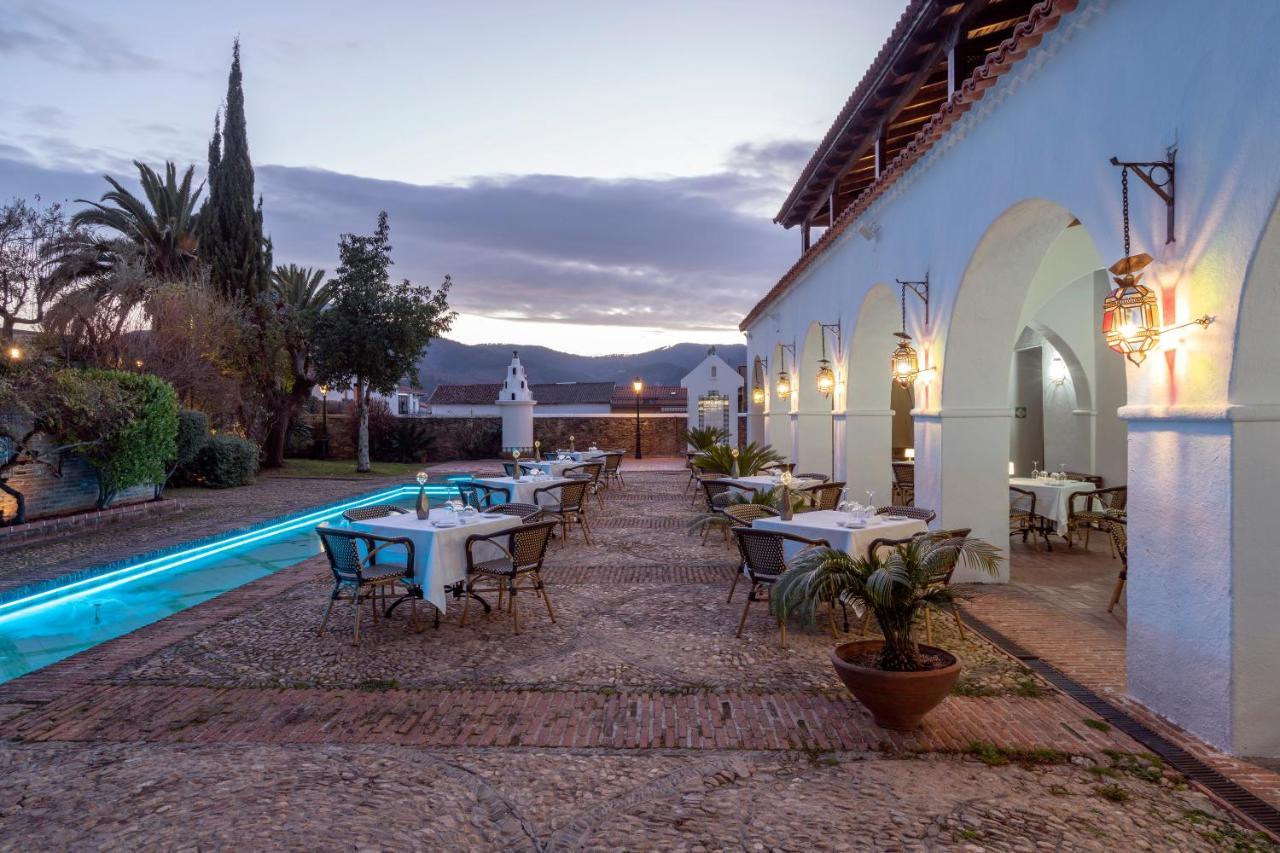 Parador De Guadalupe Guadalupe  Dış mekan fotoğraf