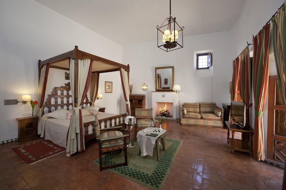 Parador De Guadalupe Guadalupe  Dış mekan fotoğraf