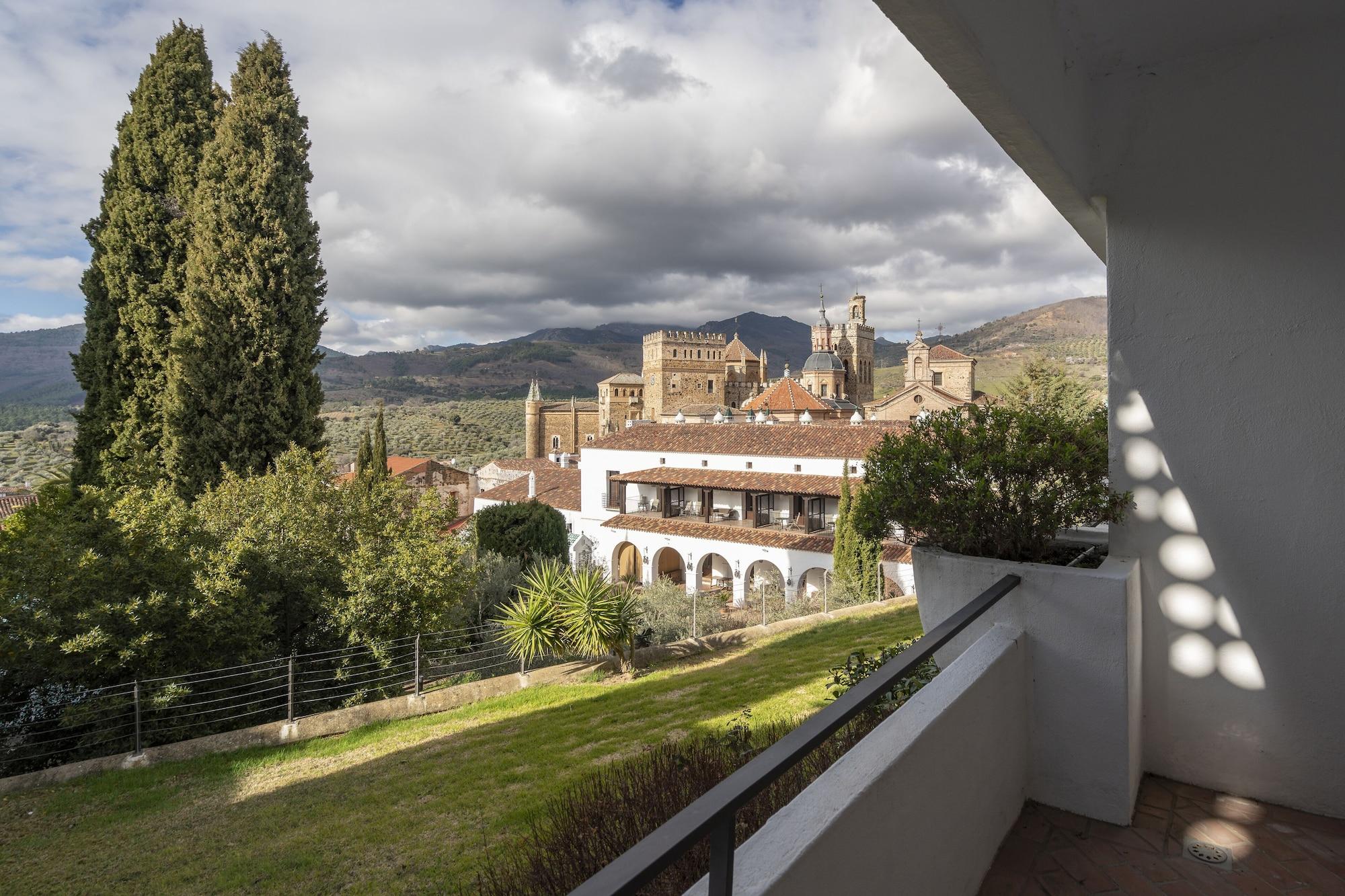 Parador De Guadalupe Guadalupe  Dış mekan fotoğraf