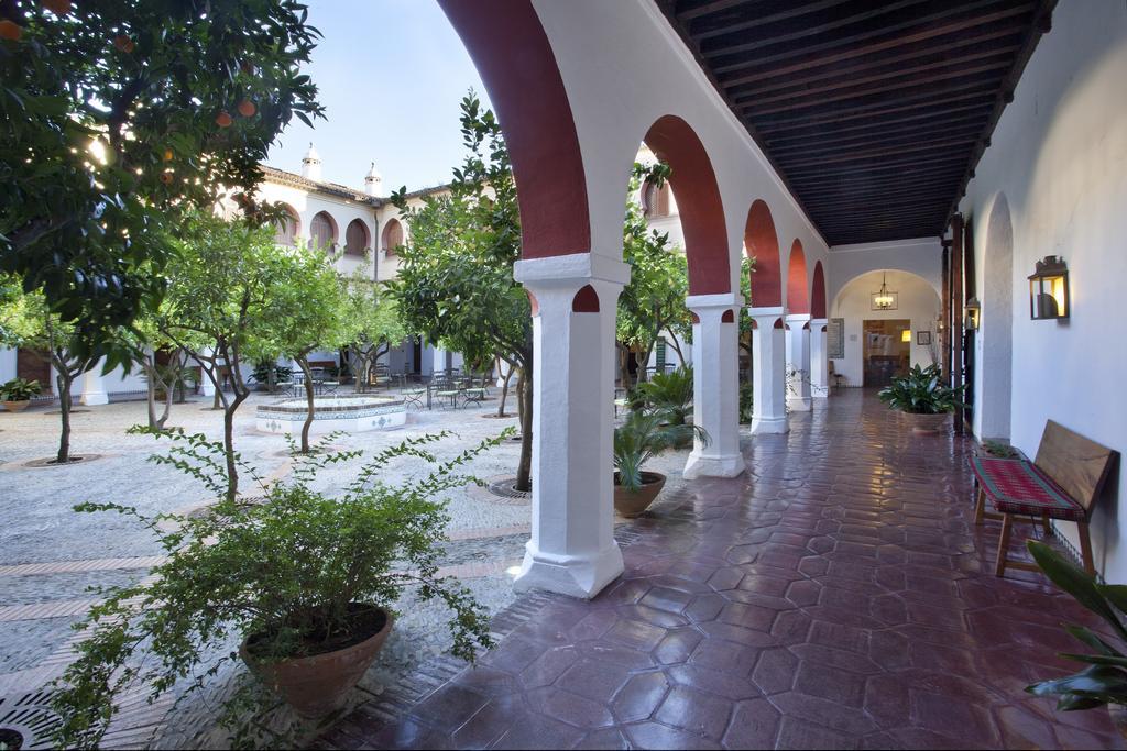 Parador De Guadalupe Guadalupe  Dış mekan fotoğraf